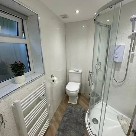 شقة Modern 1 Bed 10 Mins To Leeds Cent *