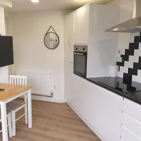 Modern 1 Bed 10 Mins To Leeds Cent * Leeds (West Yorkshire)