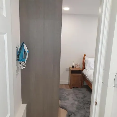 Apartment Modern 1 Bed 10 Mins To Leeds Cent