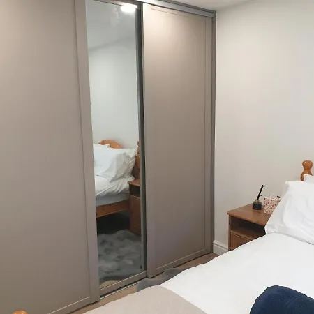Apartment Modern 1 Bed 10 Mins To Leeds Cent Leeds (West Yorkshire)